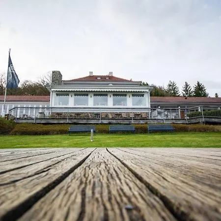 ホテル Strandhaus Edersee - Kaminzimmer, Seeblick, Badestrand, Seeterrasse ヴァルデック