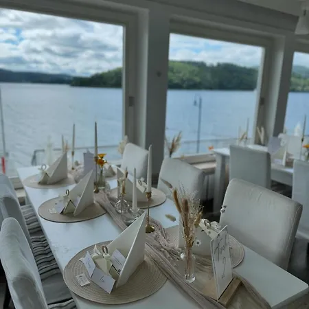 Strandhaus Edersee - Kaminzimmer, Seeblick, Badestrand, Seeterrasse ホテル ヴァルデック