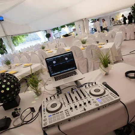 호텔 Strandhaus Edersee Nr 12 - Kaminzimmer, Seeblick, Badestrand, Seeterrasse 3*