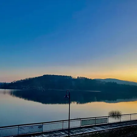 호텔 Strandhaus Edersee Nr 12 - Kaminzimmer, Seeblick, Badestrand, Seeterrasse 발트에크