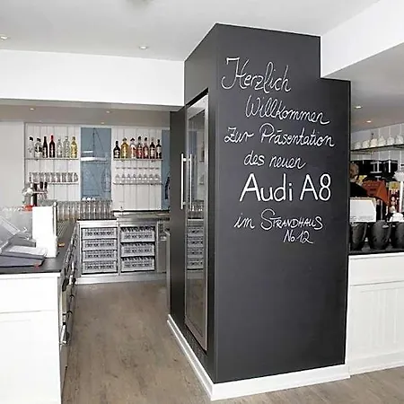 Strandhaus Edersee - Kaminzimmer, Seeblick, Badestrand, Seeterrasse Отель Вальдек
