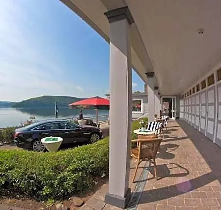 Strandhaus Edersee - Kaminzimmer, Seeblick, Badestrand, Seeterrasse 3*