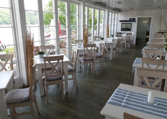 Strandhaus Edersee - Kaminzimmer, Seeblick, Badestrand, Seeterrasse Waldeck (Hessen)