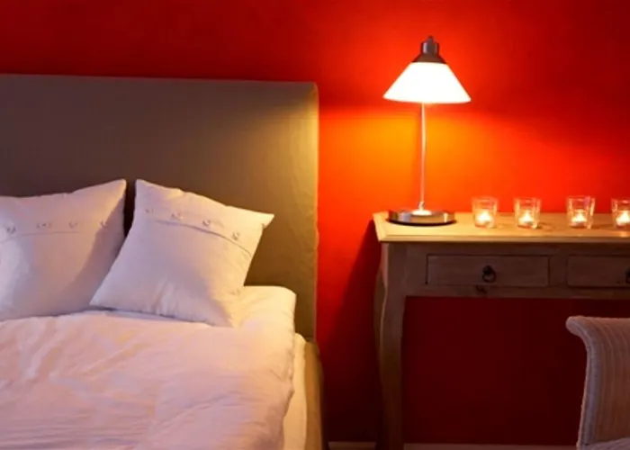 Strandhaus Edersee - Kaminzimmer, Seeblick, Badestrand, Seeterrasse Hotel Waldeck (Hessen)